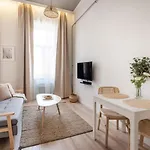 Apartment A62 - Akacfa Street - Location By Bqa Budapest