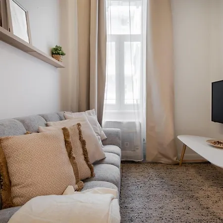 A62 - Akacfa Street - Location By Bqa * Βουδαπέστη