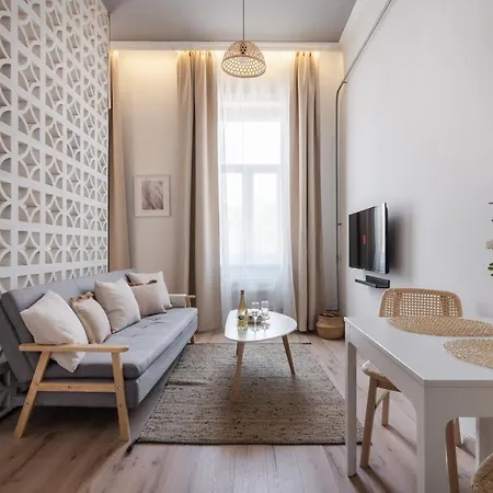 Διαμέρισμα A62 - Akacfa Street - Location By Bqa *