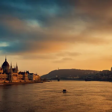 Διαμέρισμα A62 - Akacfa Street - Location By Bqa