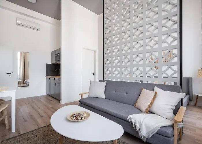 A62 - Akacfa Street - Location By Bqa * Budapest