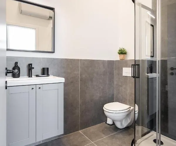 Apartament A62 - Akacfa Street - Location By Bqa *