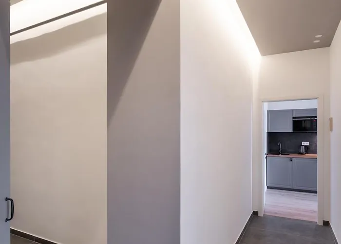 A62 - Akacfa Street - Location By Bqa Apartament *