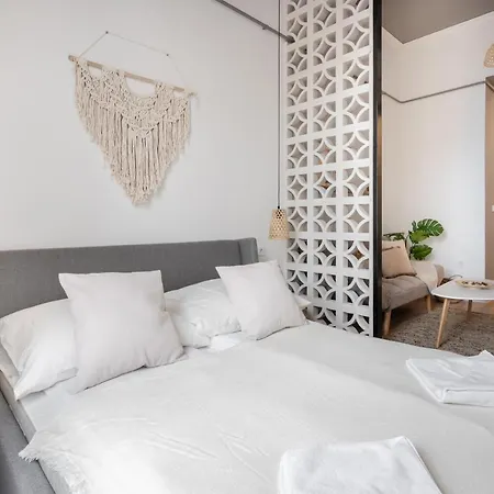 A62 - Akacfa Street - Location By Bqa * Budapest